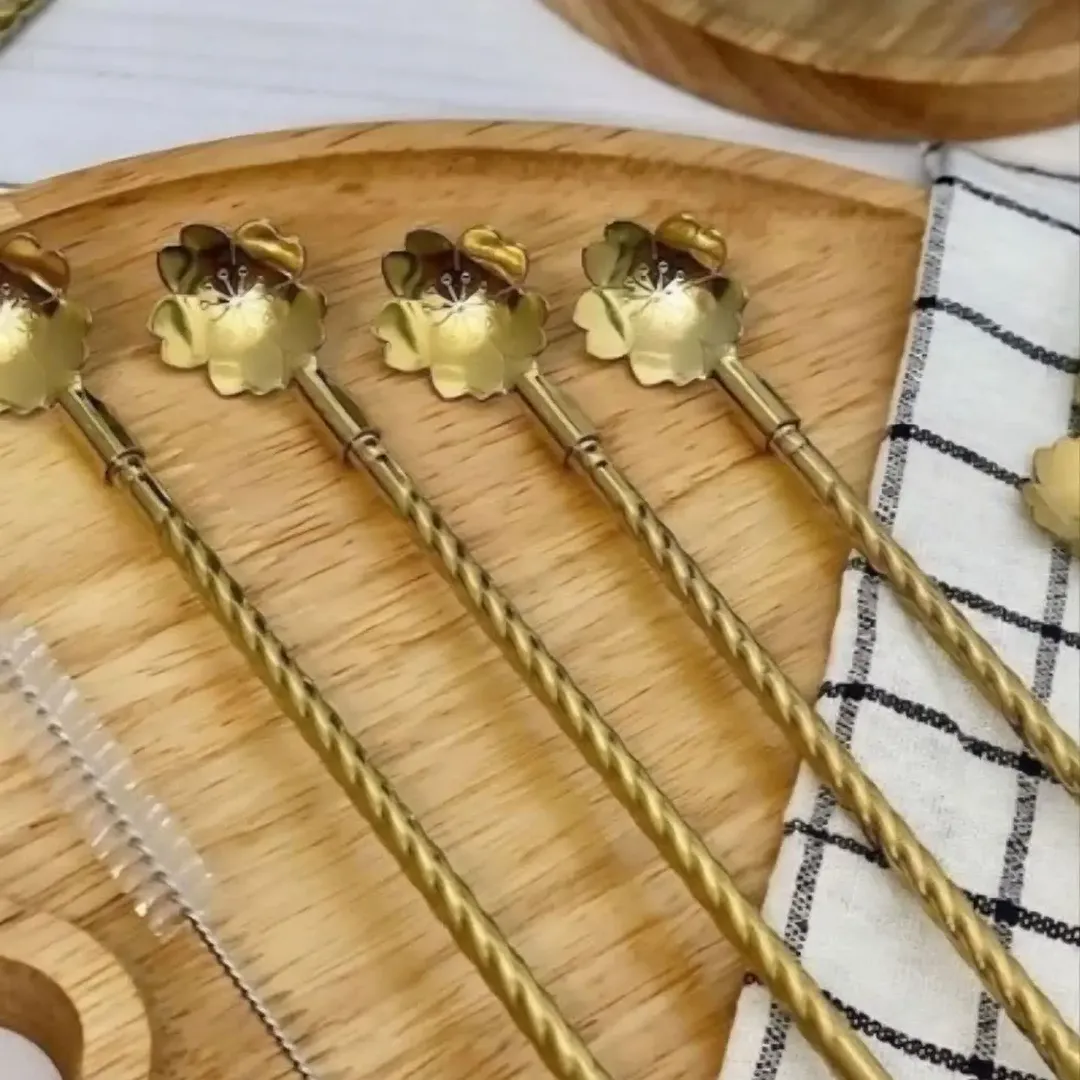 نی شربت با فرچه شستشو جنس استیل بسته ۶ عددی